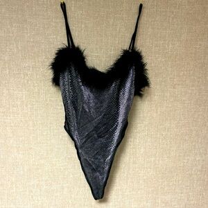 Stylish Black Faux Fur Trim Bodysuit